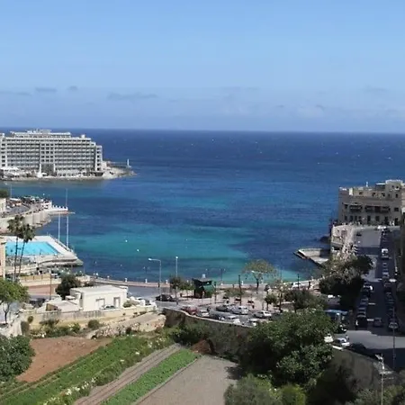1 Bedrm Seaview Balluta Bay *